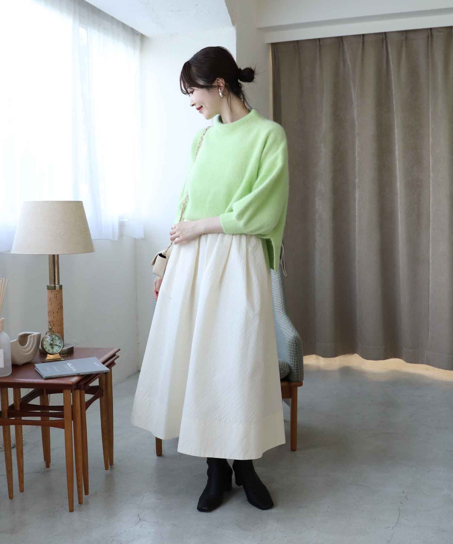 ラクーン ボリュームスリーブモックネックニット